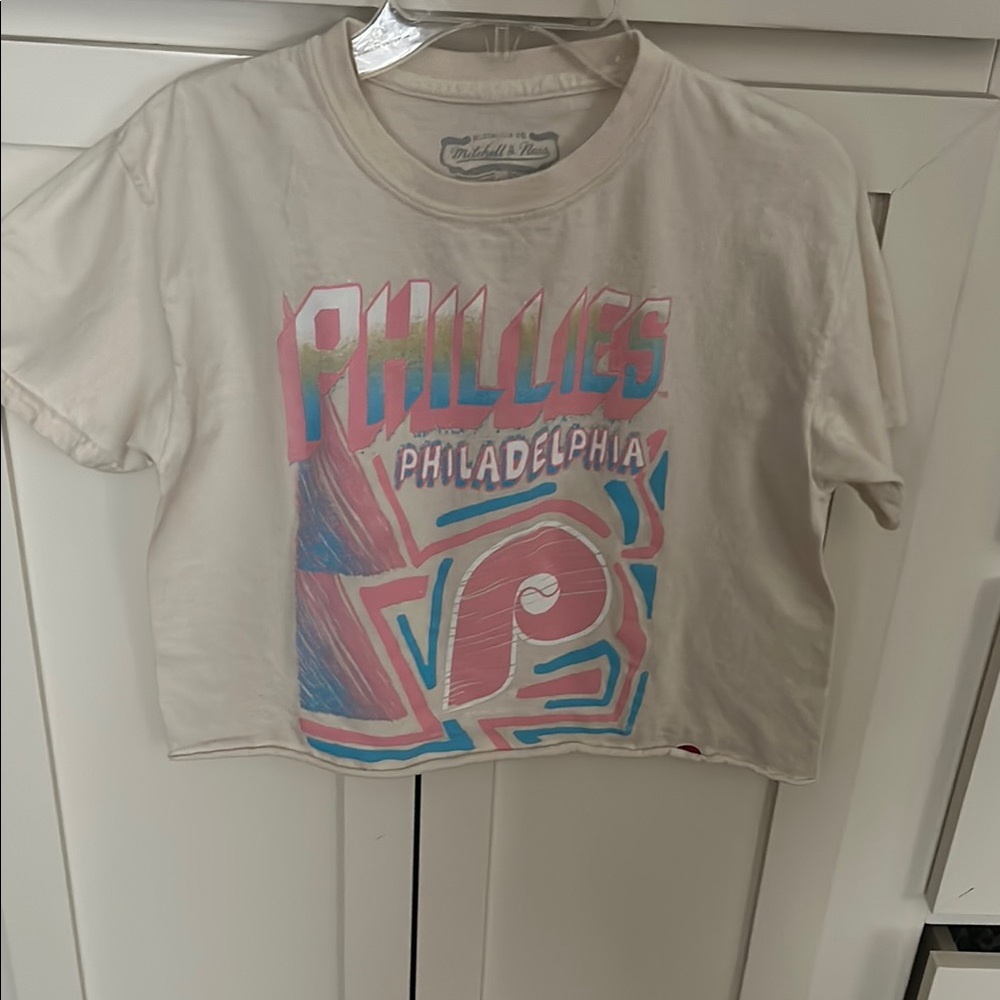 Mitchell & Ness Cream Phillies Crop Top